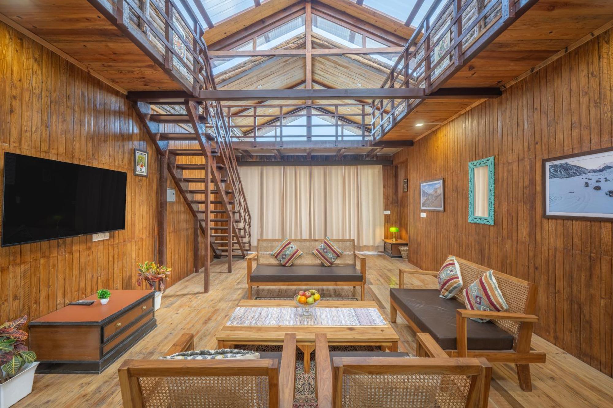 Hotel Wood Winds - A Best Valley View Hotel شيملا المظهر الخارجي الصورة